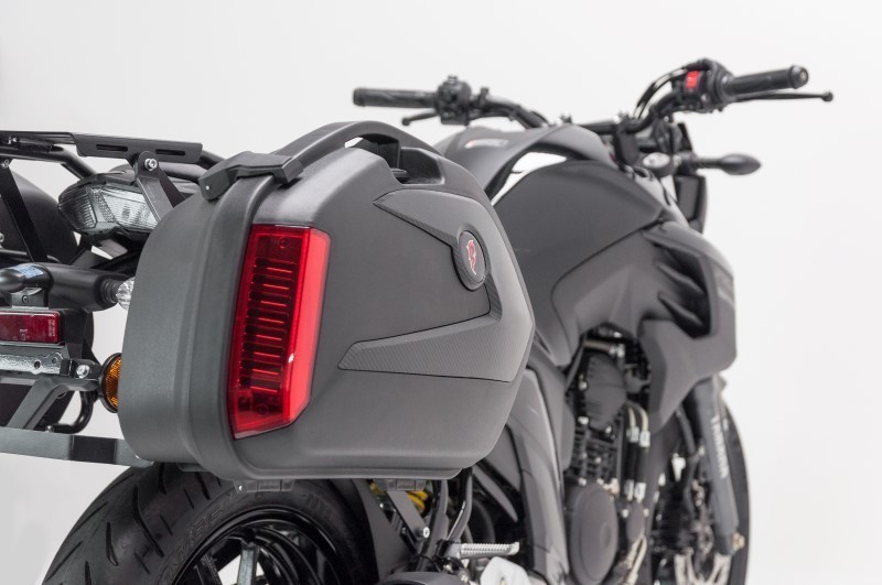 Maleteros para Yamaha FZ25