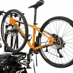 Portabicicletas Bike Rack Mastech instalado en moto con parrilla metálica