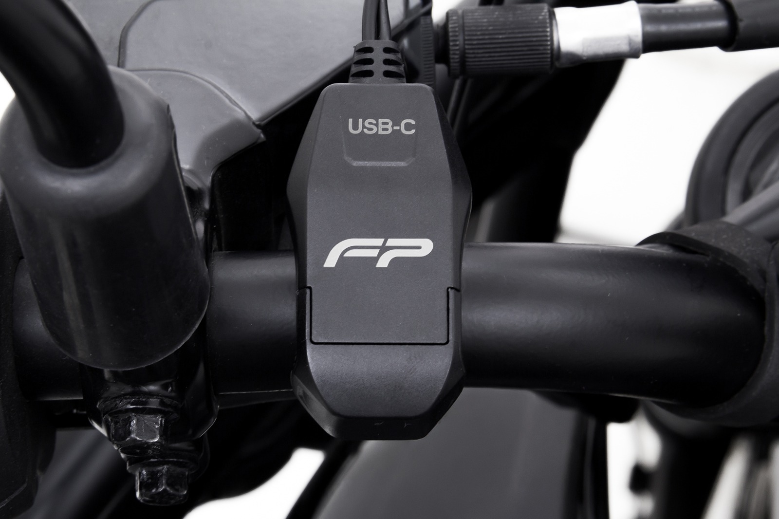 Detalle de instalación en manillar del Speed Volt