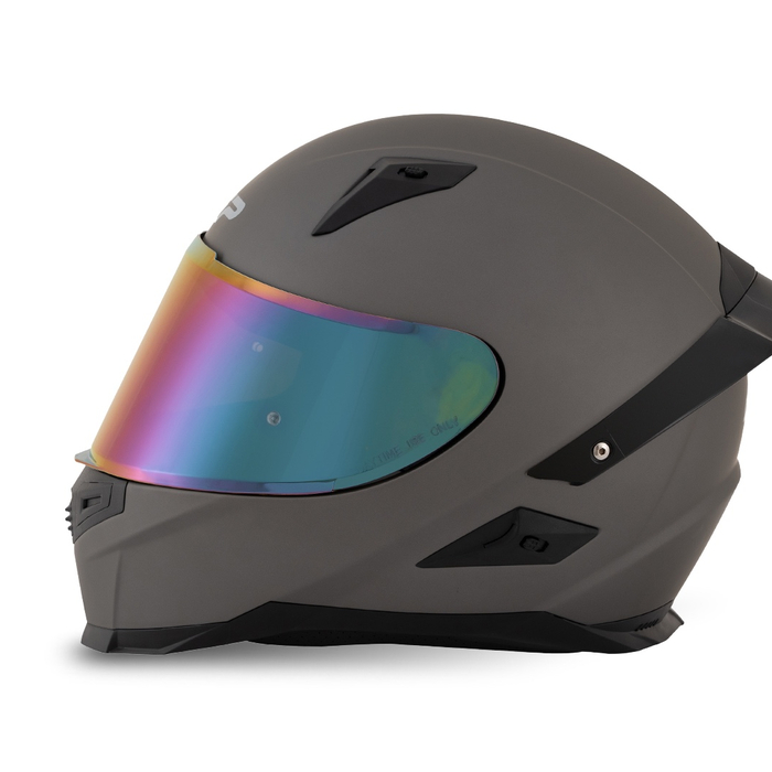 Detalle del visor resistente del casco FP Ignition Titanio