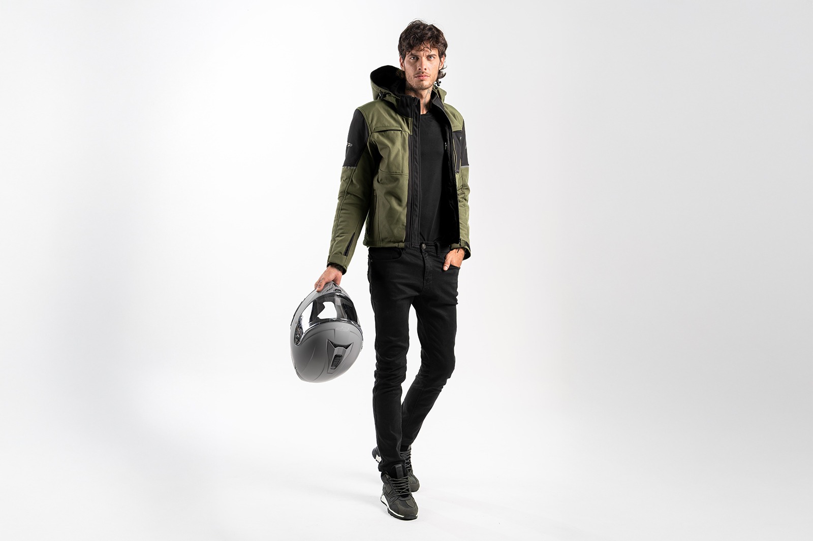 Entradas de ventilación en pecho de la FP Cairo Softshell Verde