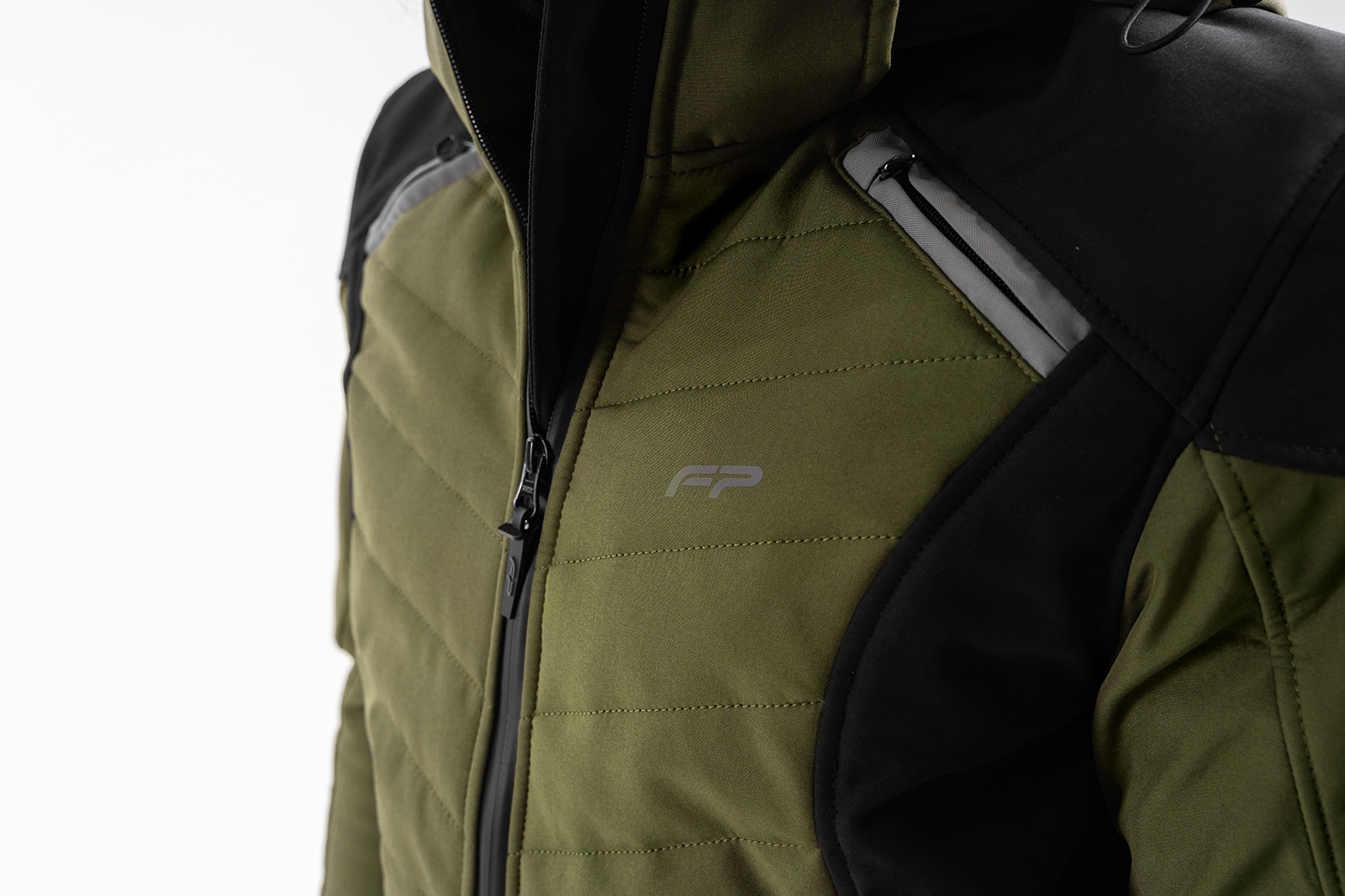 Cierre YKK con puller FP de la FP Naxos Verde Militar