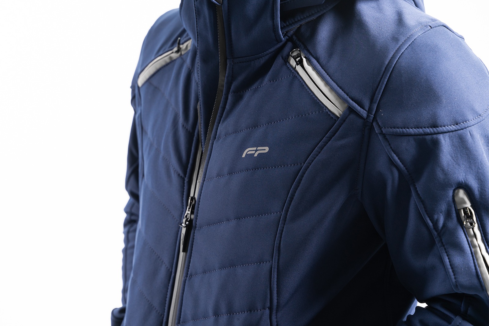 Detalle de cierre YKK en la FP Naxos Azul Navy