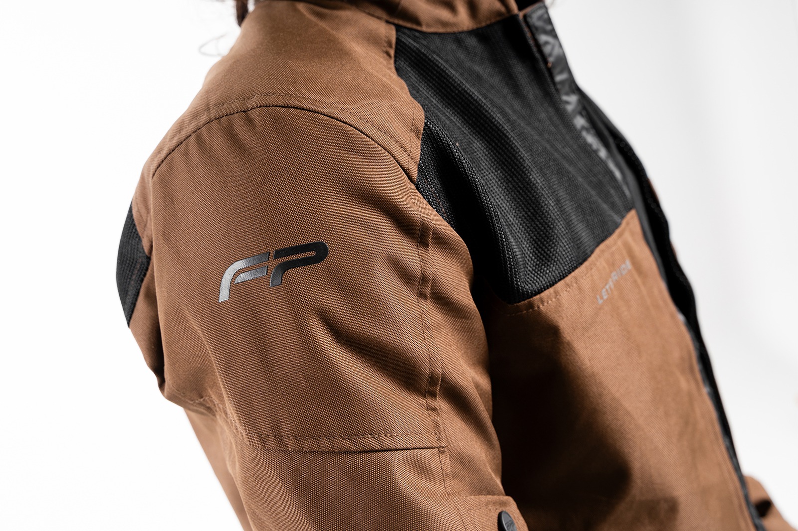 Detalle de protecciones de la FP Nevada Summer Tobacco