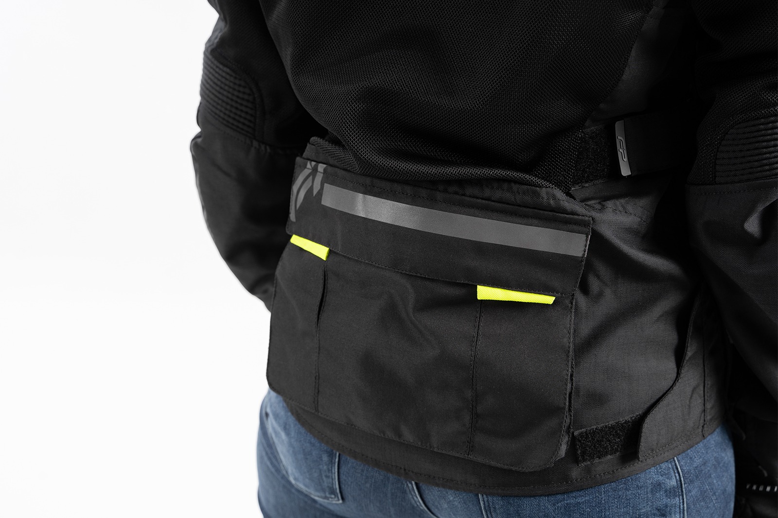 Bolsillo posterior chaqueta de turismo Yosemite negra