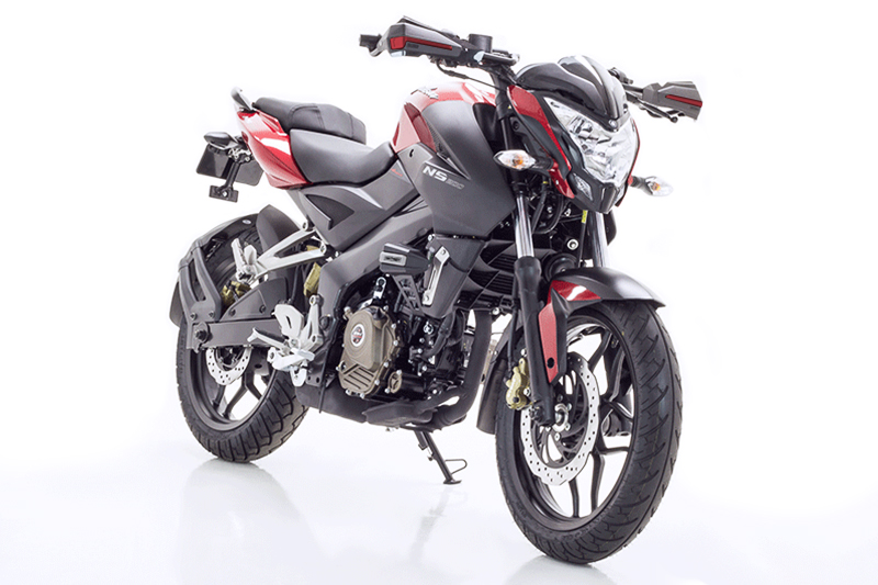 Pulsar NS 200 con Cortavientos Ghost