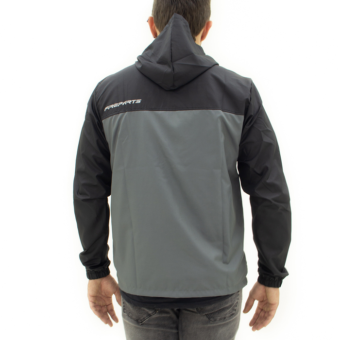 Cortavientos negro gris