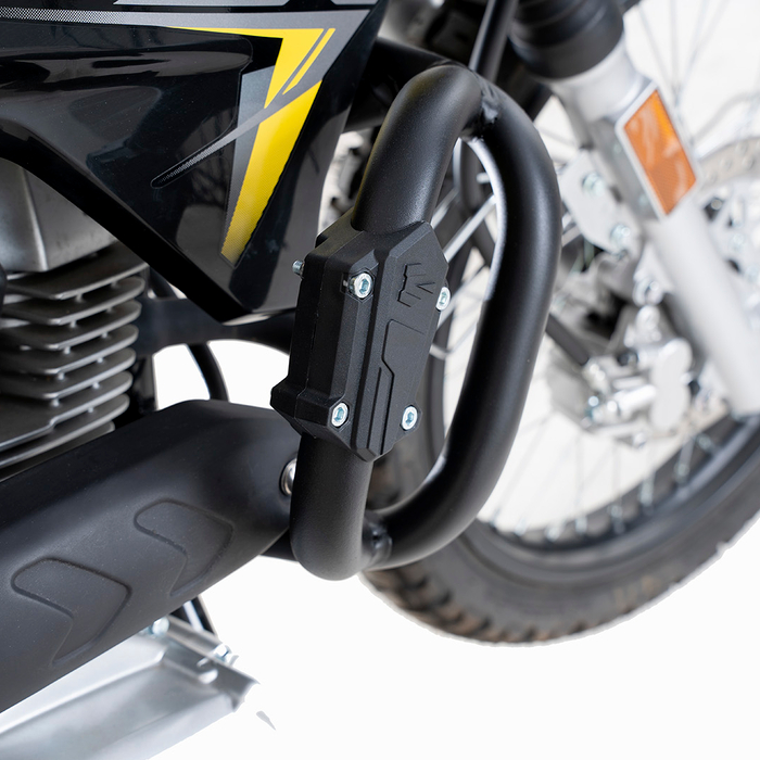 Defensa suzuki dr150