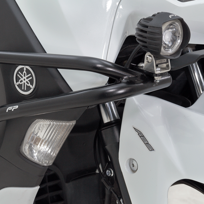 DEFENSA YAMAHA NMAX CONNECTED
Defensa para Yamaha Nmax Connected
Protección para scooter
Estilo y seguridad
Accesorios Yamaha Nmax connected
Defensa lateral 
Instalación sencilla
Luces exploradoras LED
Mejora de visibilidad
Exploradoras