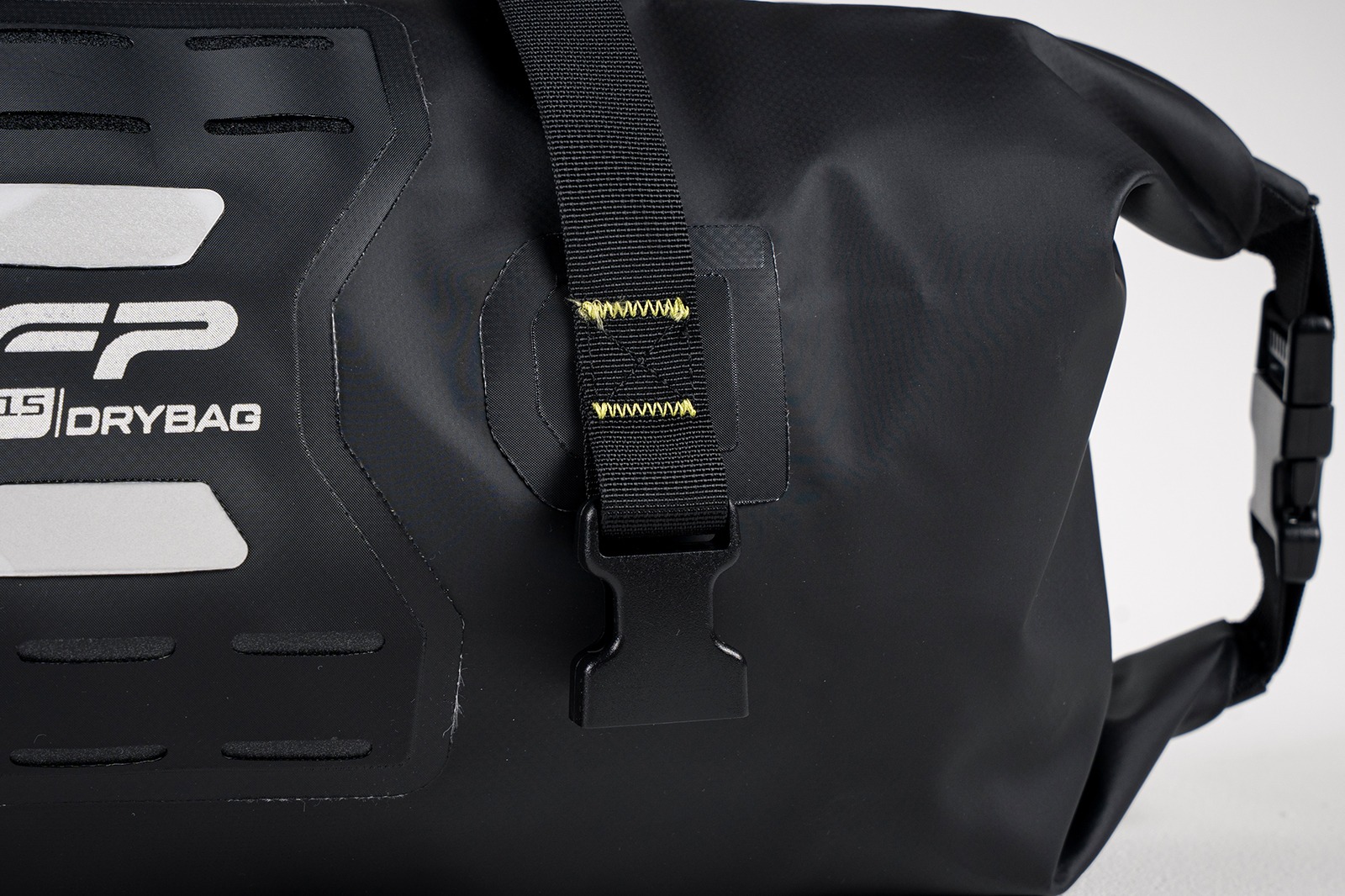Maleta Drybag C15 Negro