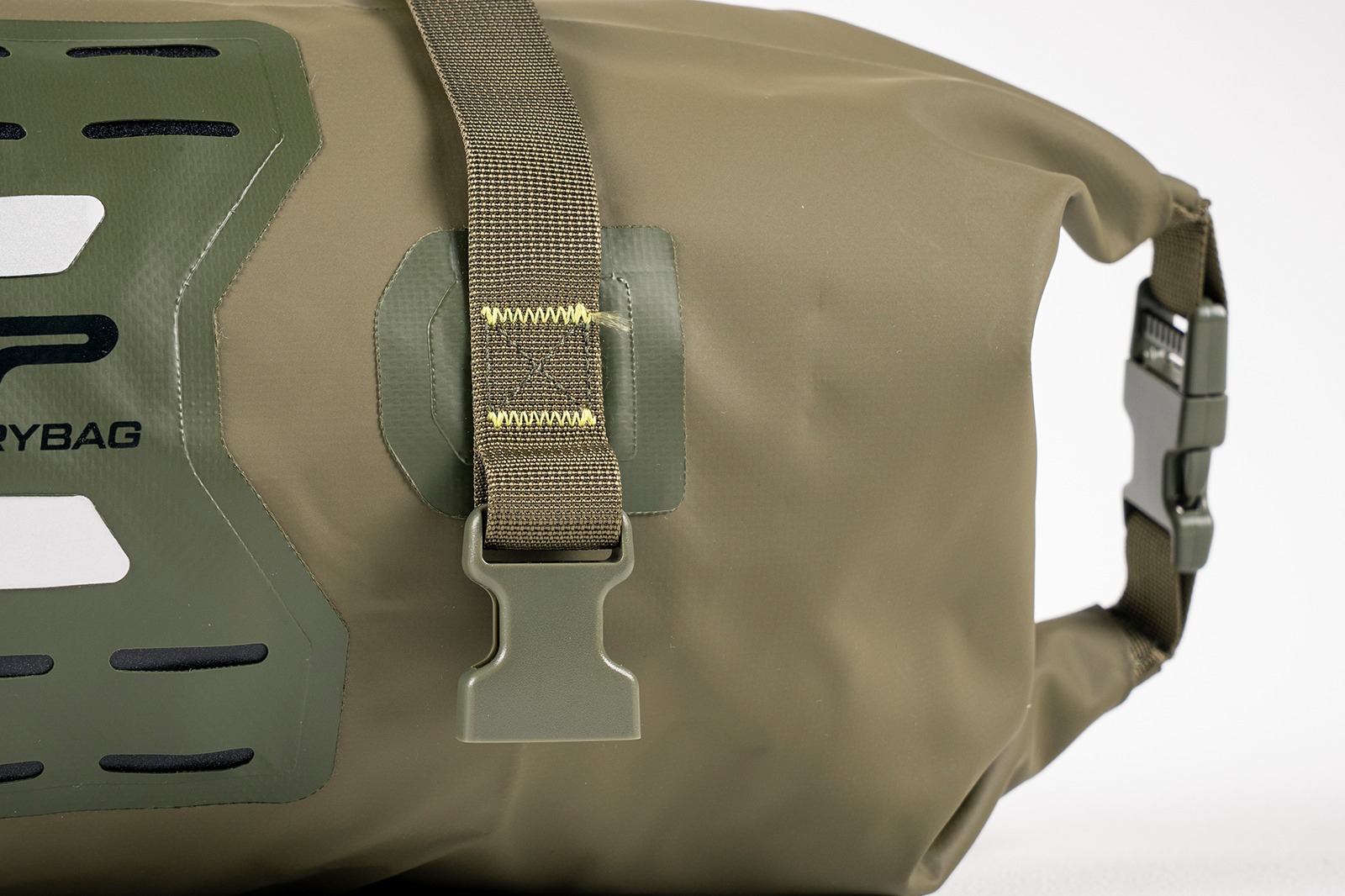 Maleta Drybag C15 Verde