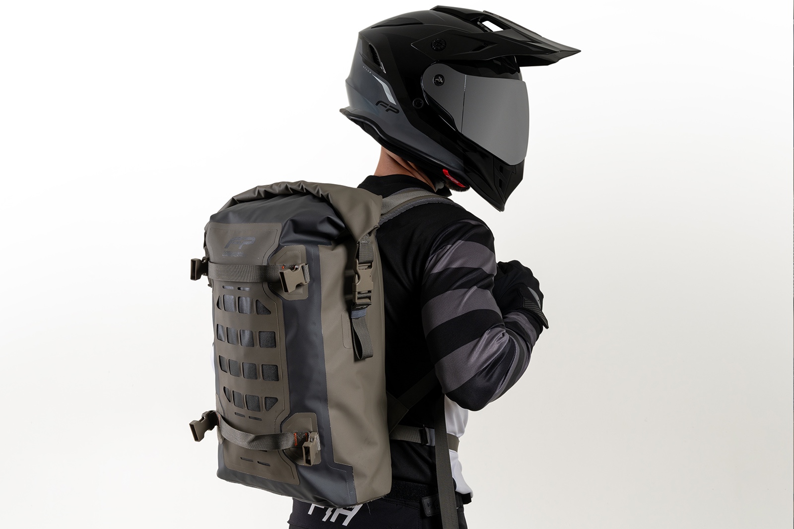 Mochila aventurera arena 25L FP resistente al agua