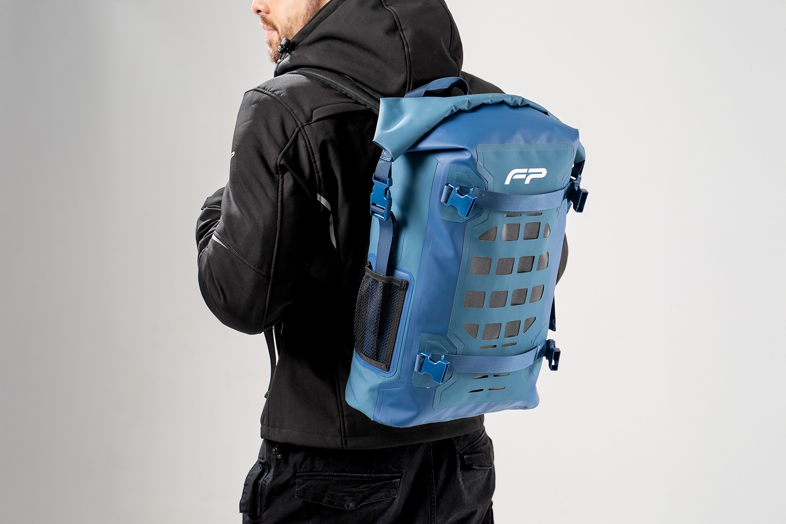 Mochila azul FP Dry Bag 25L con MOLLE y reflectivo