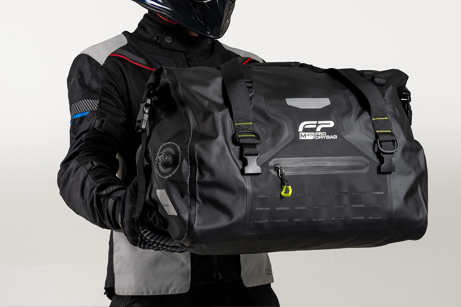 Maletín FP M45 C3 negro para rutas de aventura