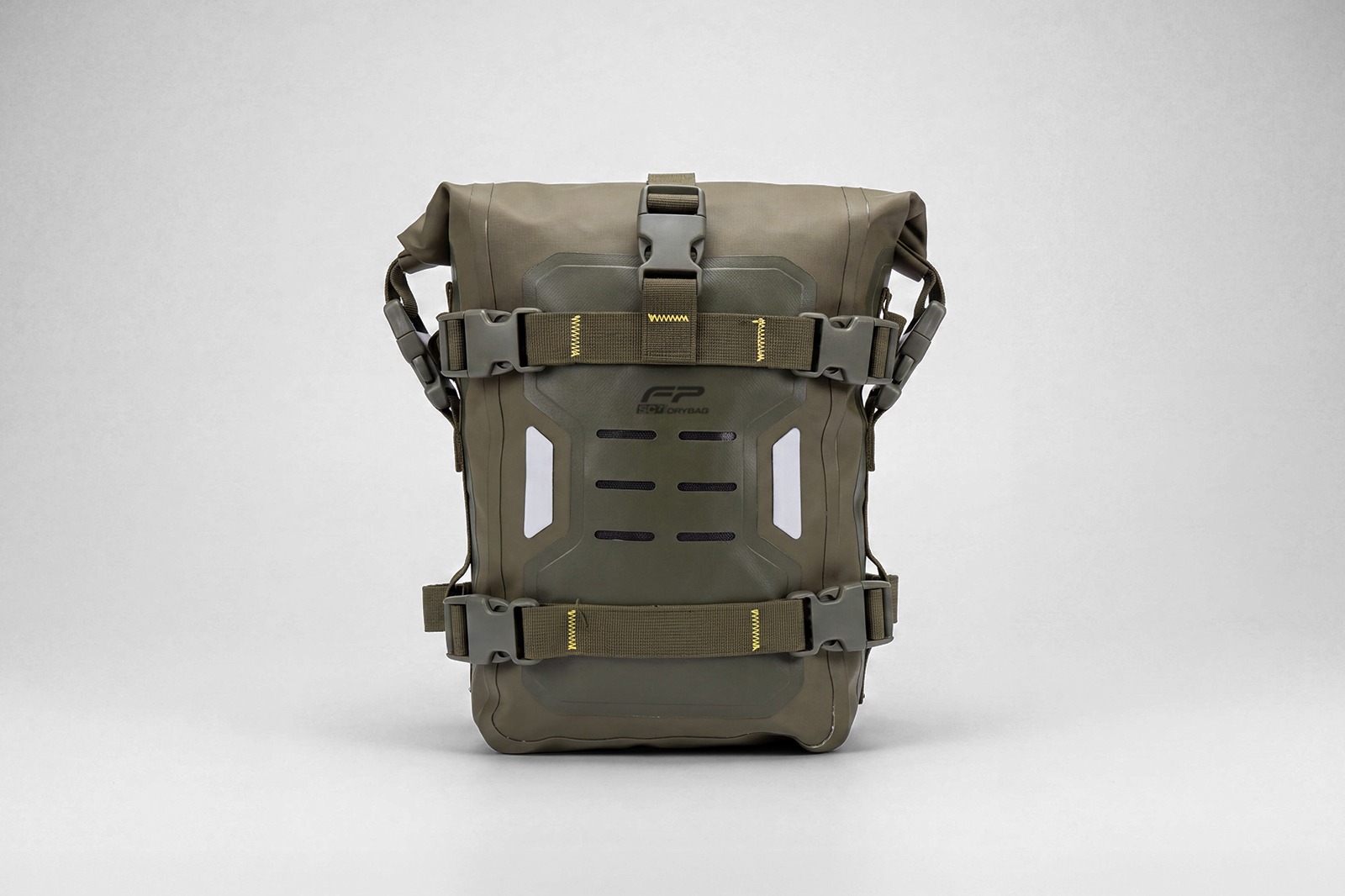 Maleta Drybag FP negra para aventura y off road