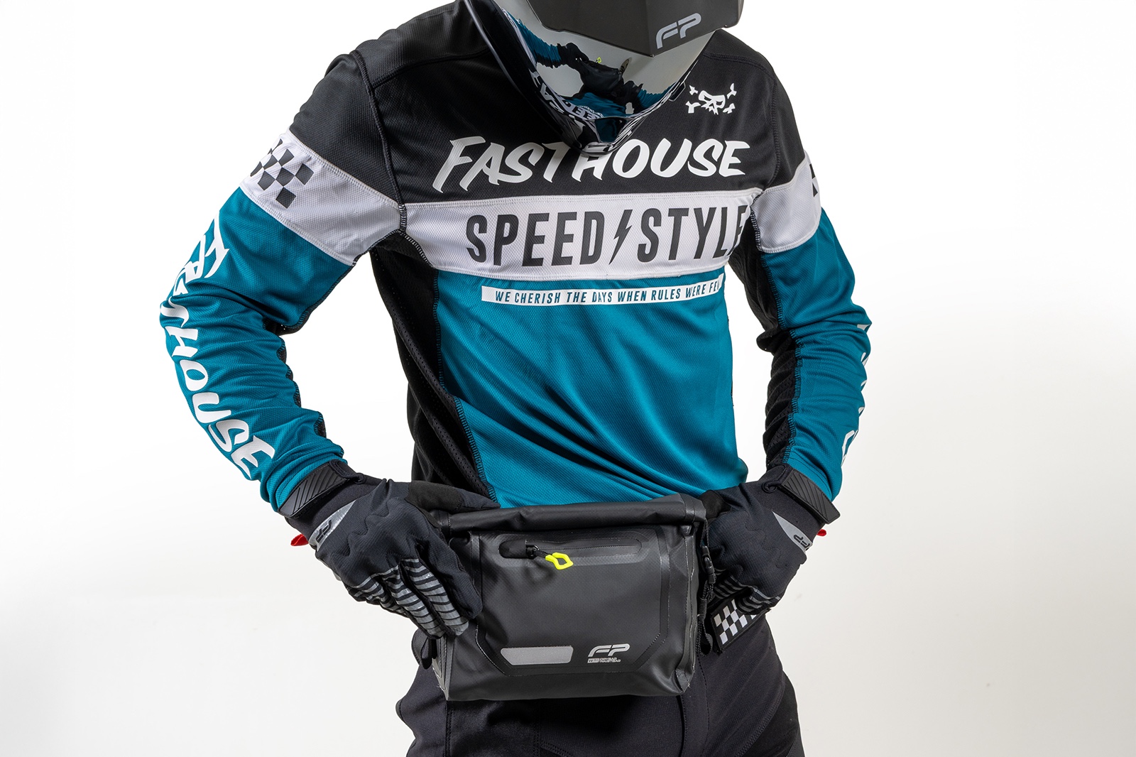 Cangurera Dry Bag FP negra resistente a lluvia