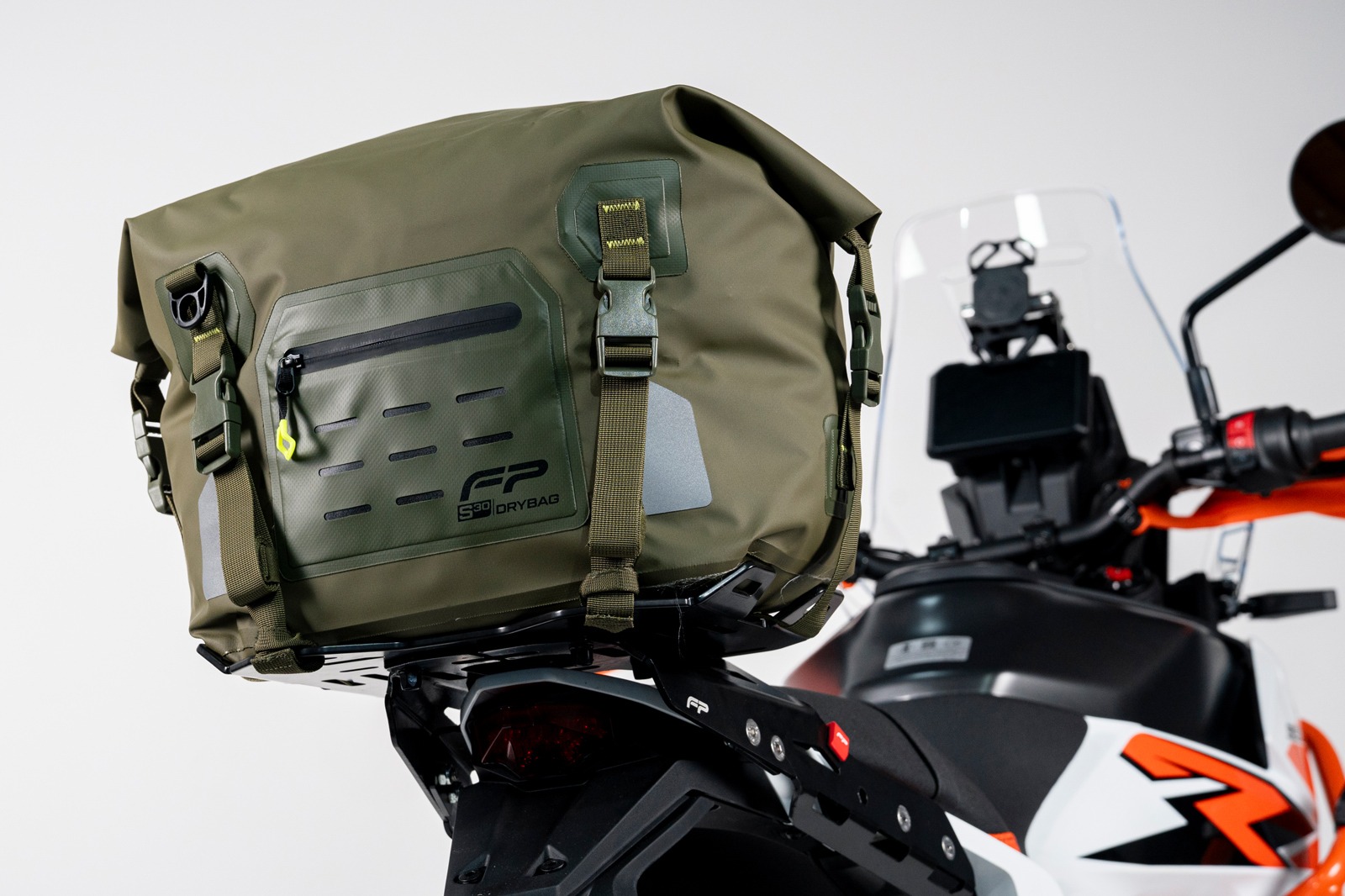 Drybag FP S30 Verde con correas universales para moto