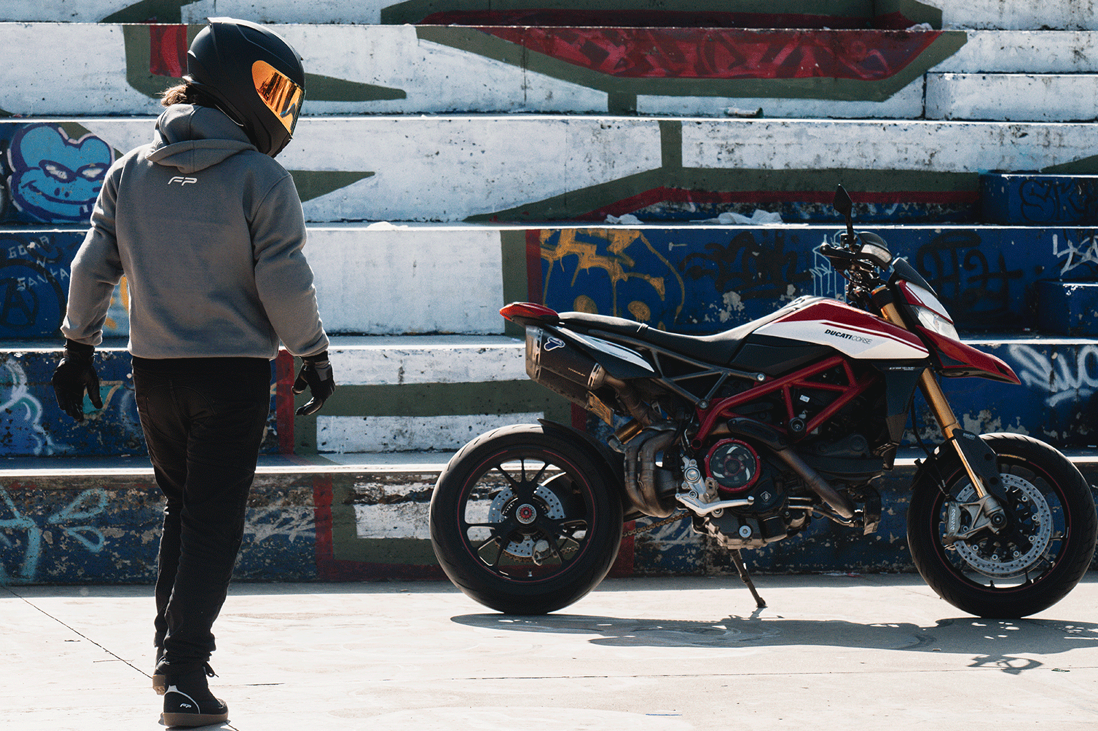 CHAQUETA BUSO KEVLAR STREET GRIS
chaquetas para moto
proteccion para moto
ropa para moto
ropa moto
chaqueta proteccion moto
impermeable para moto
chaqueta moto
chaqueta moto hombre
chaqueta moto mujer
rodilleras para moto
chaqueta para moto