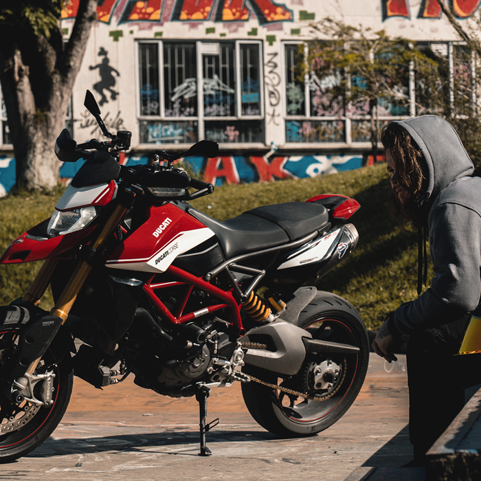 CHAQUETA BUSO KEVLAR STREET GRIS
chaquetas para moto
proteccion para moto
ropa para moto
ropa moto
chaqueta proteccion moto
impermeable para moto
chaqueta moto
chaqueta moto hombre
chaqueta moto mujer
rodilleras para moto
chaqueta para moto