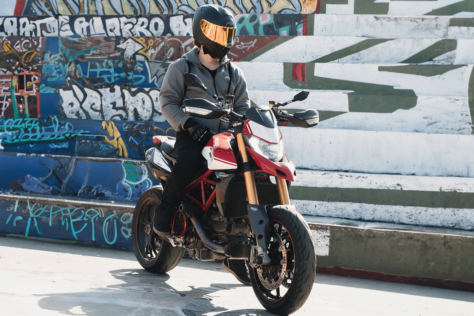 CHAQUETA BUSO KEVLAR STREET GRIS
chaquetas para moto
proteccion para moto
ropa para moto
ropa moto
chaqueta proteccion moto
impermeable para moto
chaqueta moto
chaqueta moto hombre
chaqueta moto mujer
rodilleras para moto
chaqueta para moto