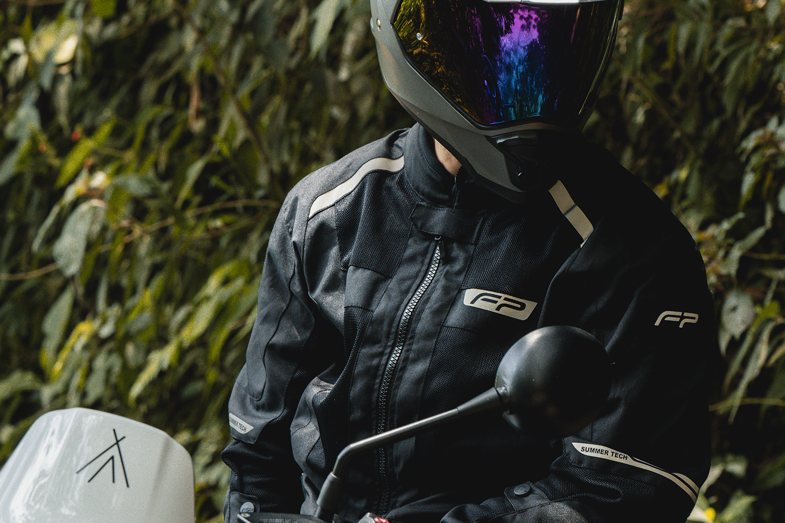 CHAQUETA TURISMO EXPLORE VERANO NEGRO
chaquetas para moto
proteccion para moto
ropa para moto
ropa moto
chaqueta proteccion moto
impermeable para moto
chaqueta moto
chaqueta moto hombre
chaqueta moto mujer
rodilleras para moto
chaqueta para mot