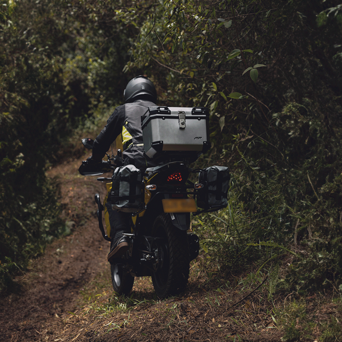 SOPORTE MALETAS LATERALES SUZUKI VSTROM 250 SX
Soporte de maletas laterales VSTROM 250 SX
Soporte de maletas laterales VSTROM 250 SX
Maletas compatibles VSTROM 250 SX
Vajes en moto VSTROM 250 SX