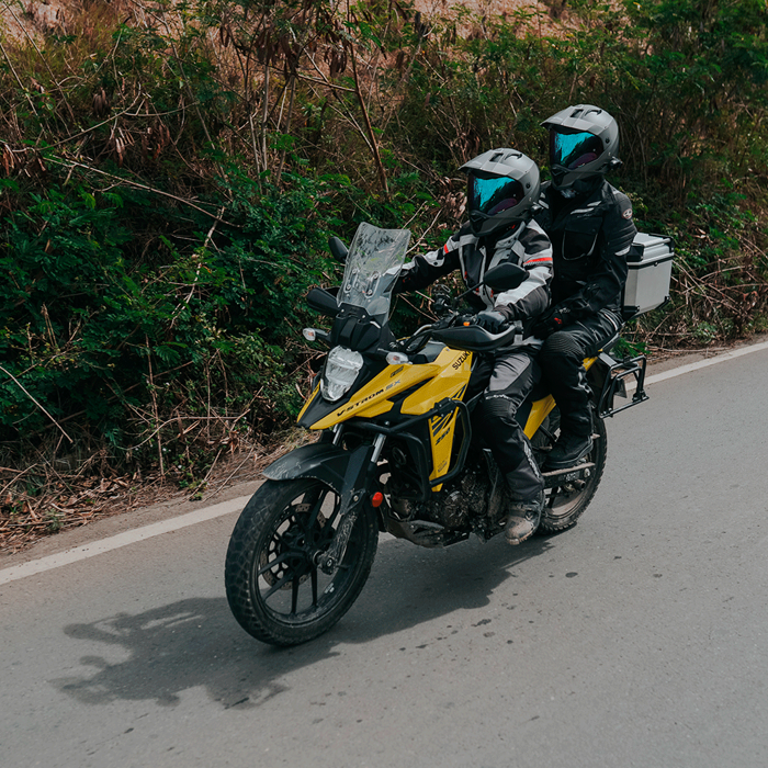 Protector Radiador Suzuki Gixxer 250, Defensa para Radiador Suzuki Gixxer 250, Radiador Suzuki Gixxer 250, Radiador Suzuki Gixxer 250 con Protector, Radiador Suzuki Gixxer 250 con Resguardo, Suzuki Gixxer 250, Protección para el Radiador Suzuki Gixxer 250