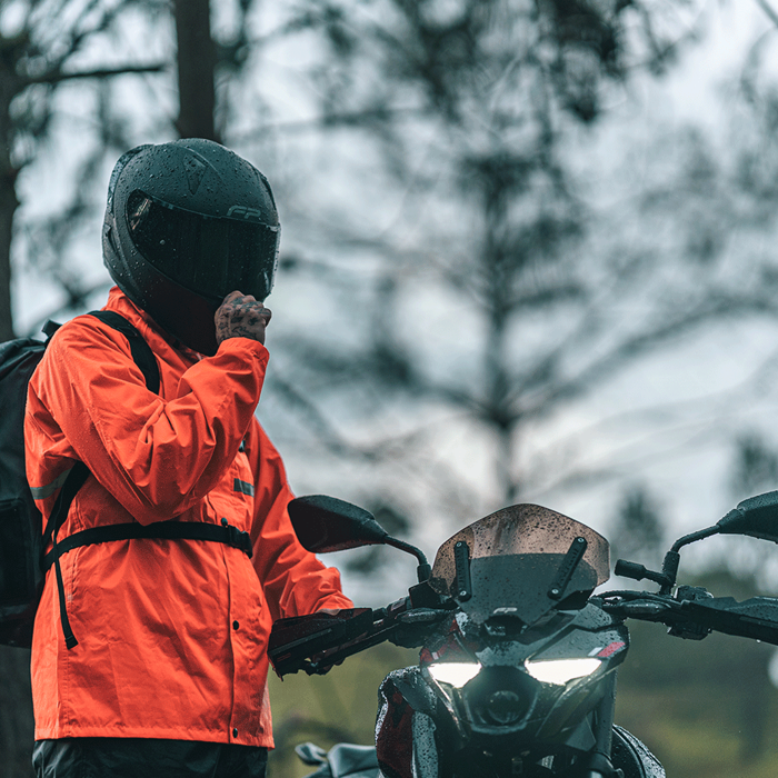 Impermeable storm negro