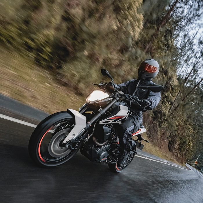 Impermeable monotraje hurricane verde neón