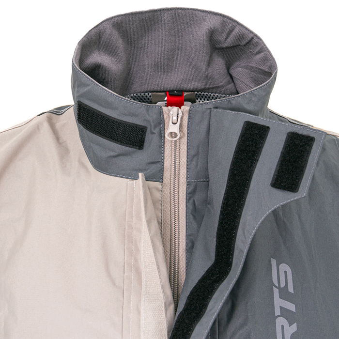 Impermeable con Cuello Ajustable