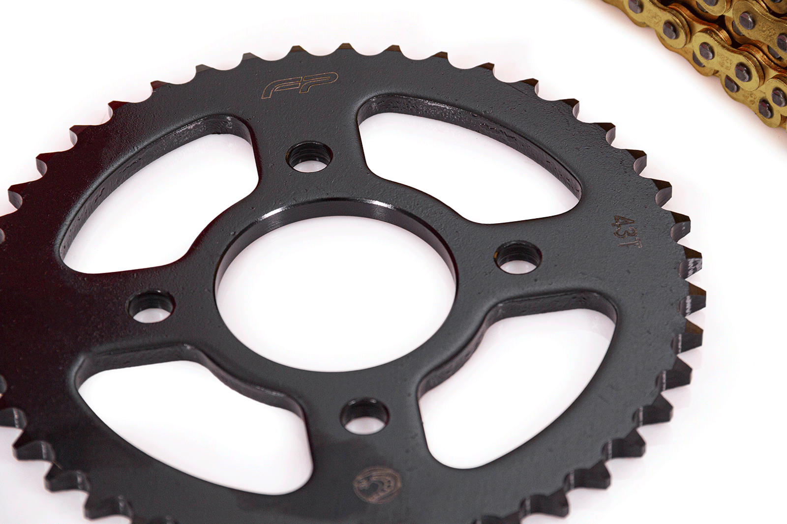 Kit arras neg con cad dorada 15-43t 428h-130 4h puls 135ls