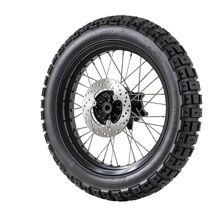 Vista lateral de la FP Traxx 120/80-18 TL