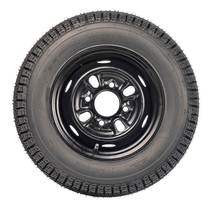 FP Trekker 400-8 TT agarre en asfalto húmedo