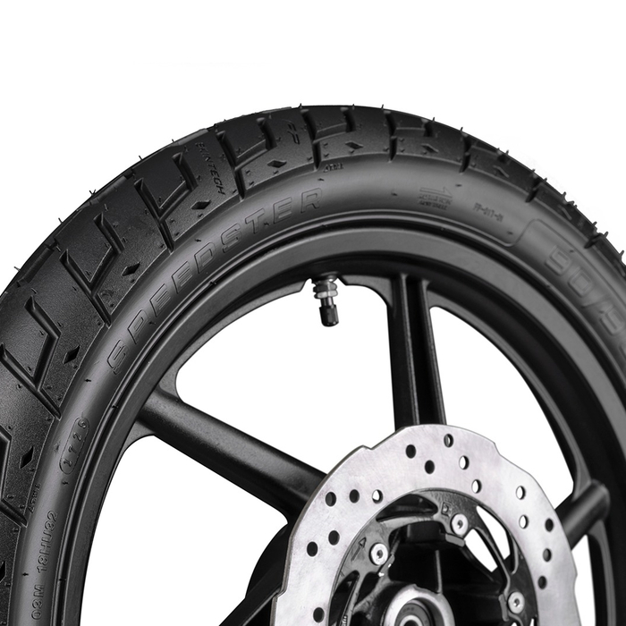FP Speedster 90/90-17 TL vista lateral urbana