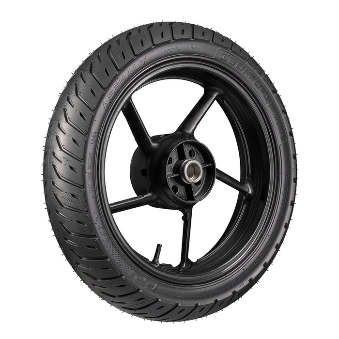 Llanta FP Asphalt 130/70-17 TL vista lateral sobre asfalto