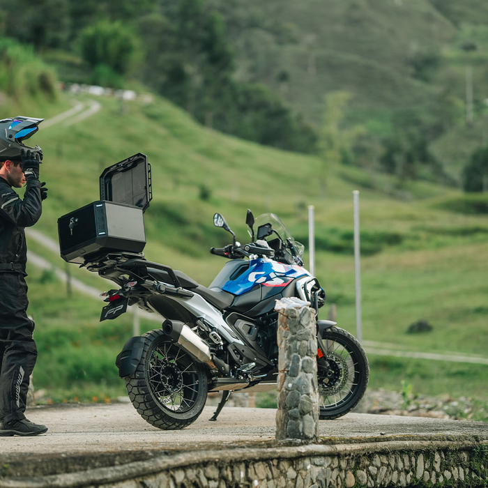 Maleta aluminio continent carbon de 50 litros