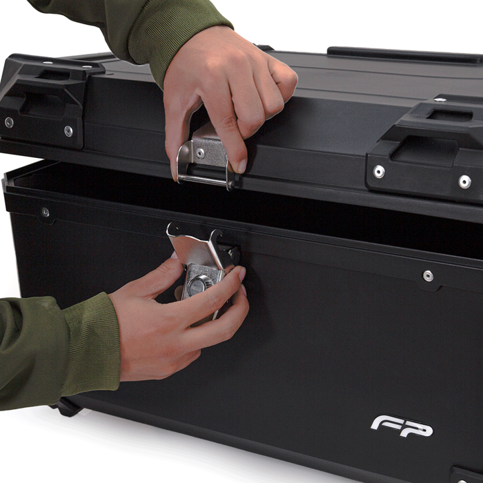 maletero para moto
baul para moto
maletero cuadrado
maletero de aluminio
maleta de moto en aluminio
equipaje en moto
la mejor maleta de moto
baulera plastica
maletero para moto
maleteros para moto
maletero para motocicleta
maletero para motonet