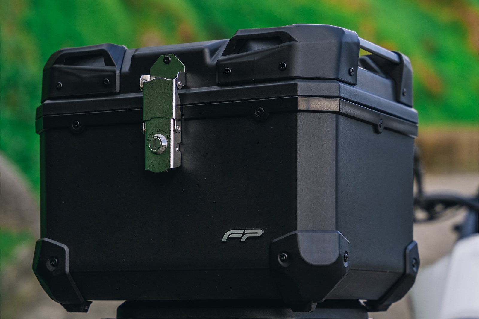 Maletero Maverick 3.0 40 L Titanio