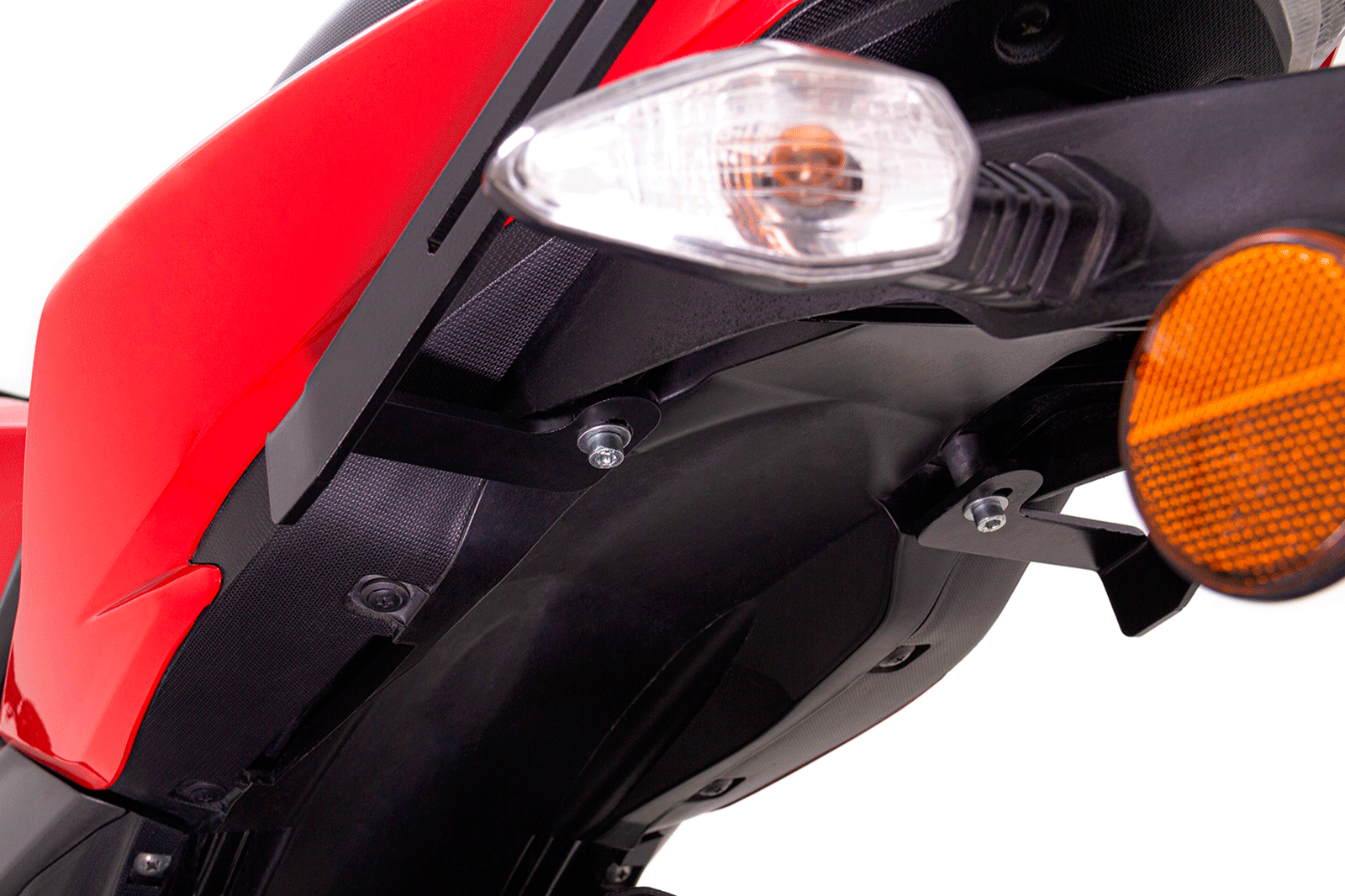 Parrilla para tvs apache 160