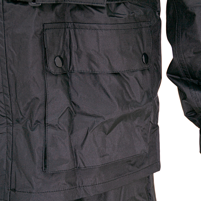 Bolsillo Frontal en Impermeable