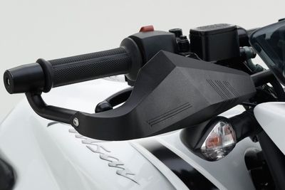 cortaviento pulsar 200