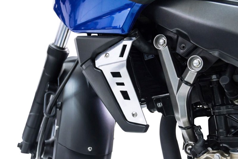 Protector de radiador pulsar 200 ns