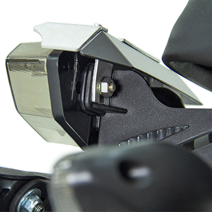 SPOILER CUBIERTA STOP ALUMINIO NKD 125