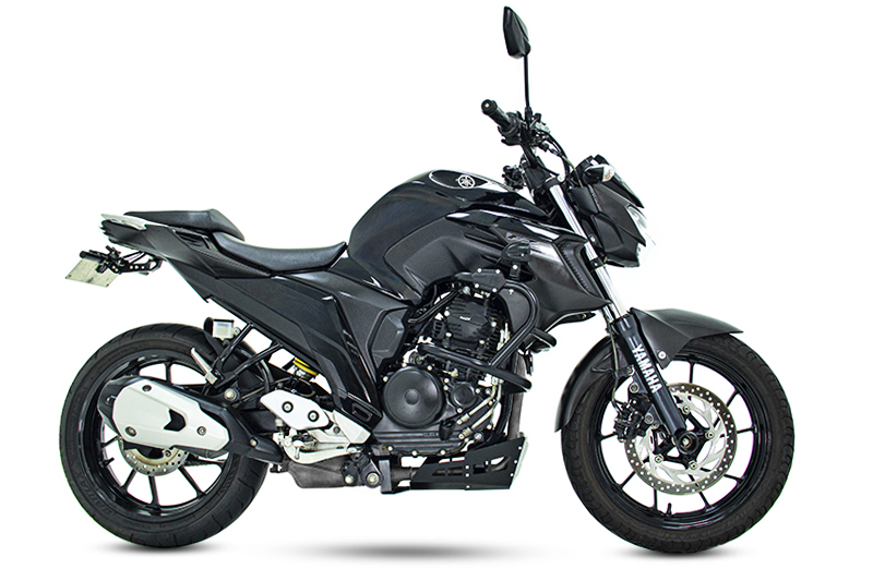 Yamaha FZ25 negra 2021