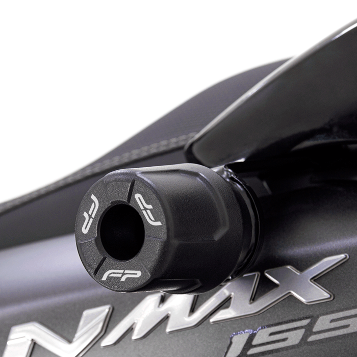 Slider Trasero Yamaha NMAX Connected, Slider para Yamaha NMAX Connected, Slider Connected, Protección Trasera para Yamaha NMAX Connected, Goma Protectora NMAX Connected, Yamaha NMAX Connected con Slider Trasero, Protector Trasero de Caídas NMAX Connected,