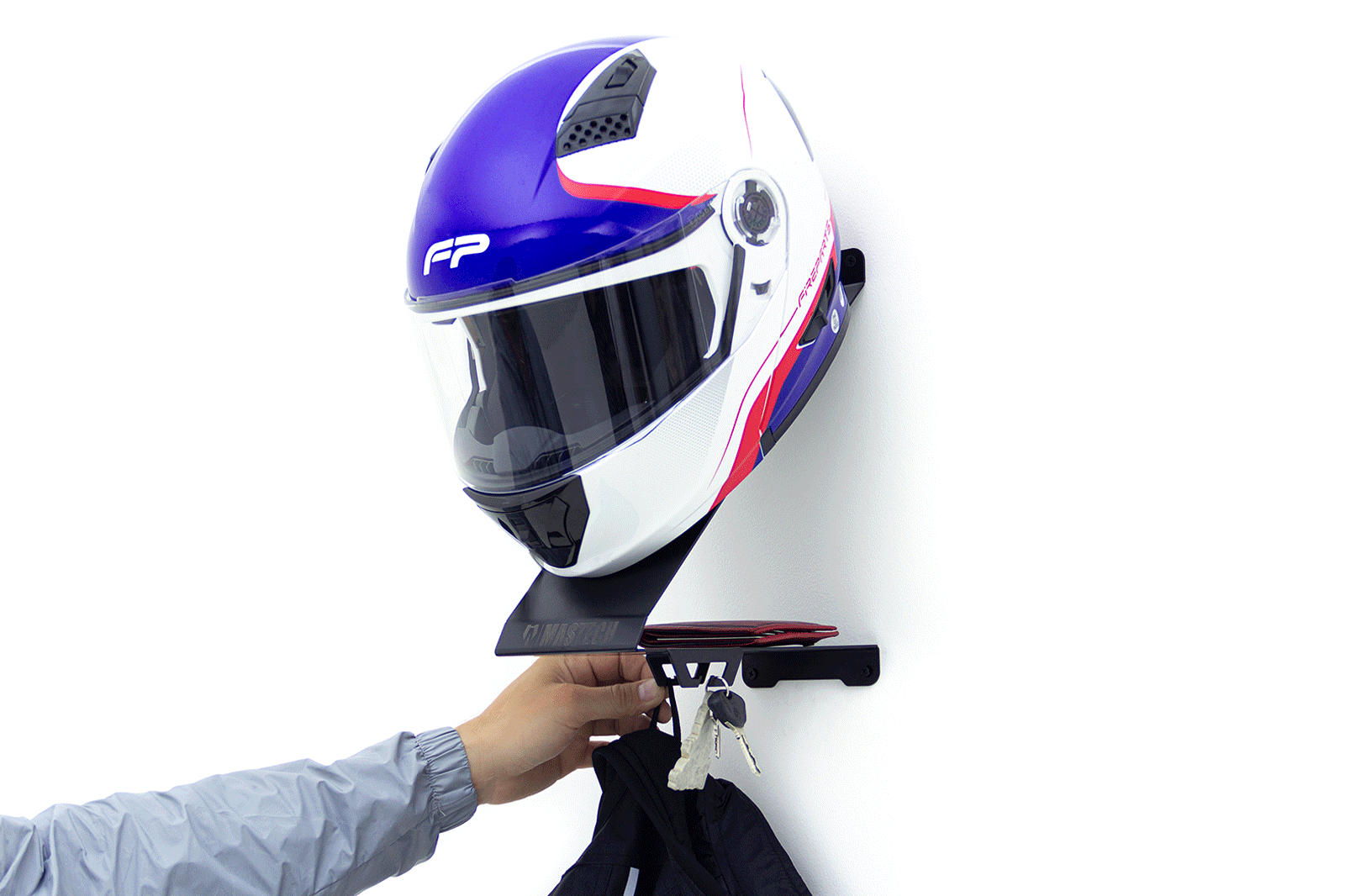 Soporte de Casco y Chaqueta