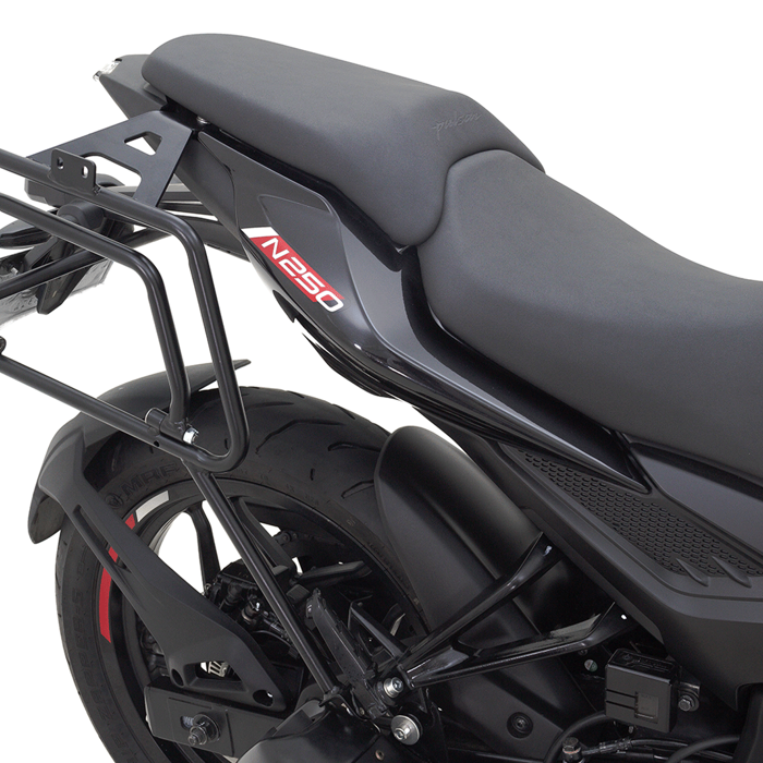 Soporte de maletas laterales Pulsar N160
Soporte de maletas laterales Pulsar N250
Maletas compatibles Pulsar N160 y Pulsar N250
viajes en moto Pulsar N160 y Pulsar N250