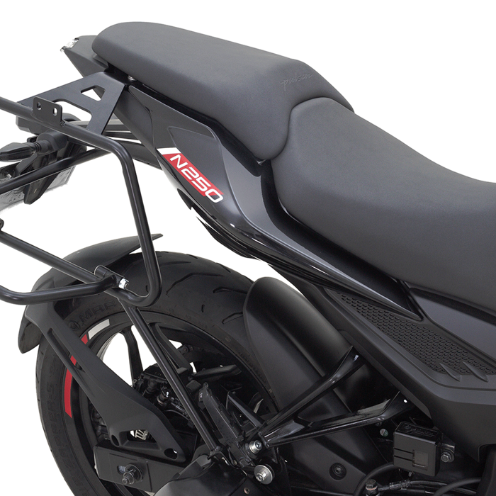 Soporte de maletas laterales Pulsar N160
Soporte de maletas laterales Pulsar N250
Maletas compatibles Pulsar N160 y Pulsar N250
viajes en moto Pulsar N160 y Pulsar N250