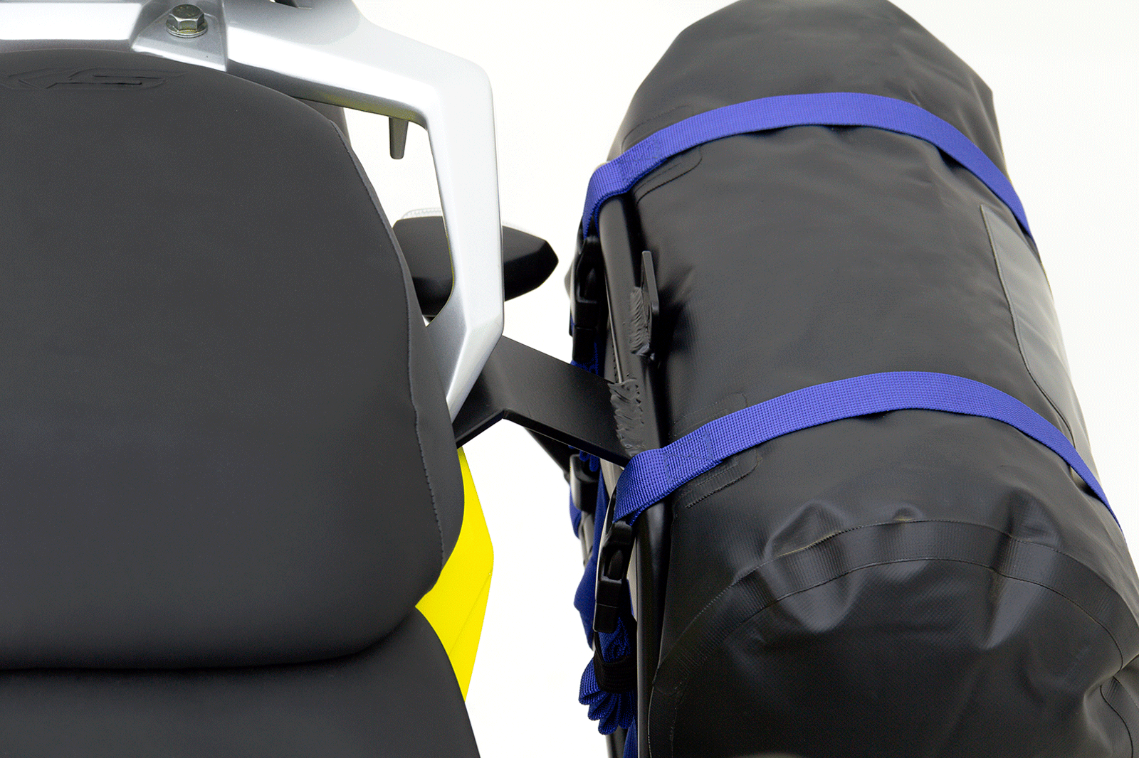 SOPORTE MALETAS LATERALES SUZUKI VSTROM 250 SX
Soporte de maletas laterales VSTROM 250 SX
Soporte de maletas laterales VSTROM 250 SX
Maletas compatibles VSTROM 250 SX
Vajes en moto VSTROM 250 SX