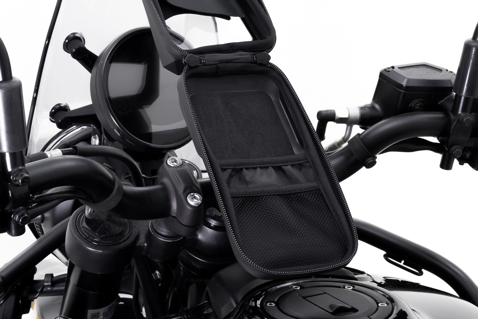 Bolsillos internos de estuche portacelular Titan